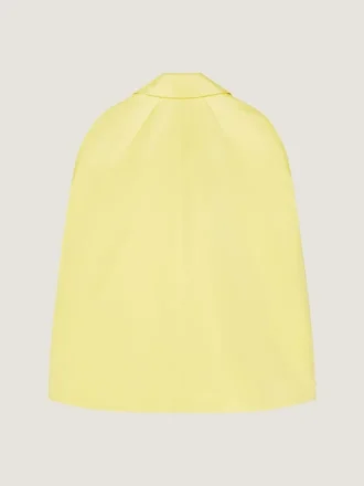 Abrigo tipo capullo de satén con capa