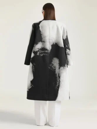 Abrigo tipo car coat de algodón con jacquard de retratos