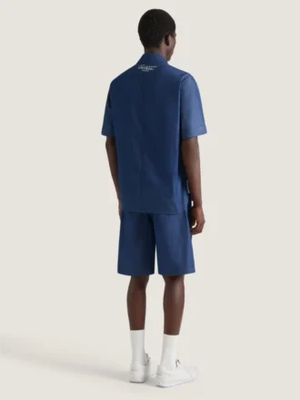 Bermudas de denim con costuras de alta costura y sello Givenchy