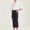 Falda midi con detalle de solapa en denim sin tratar Falda midi con detalle de solapa en denim sin tratar