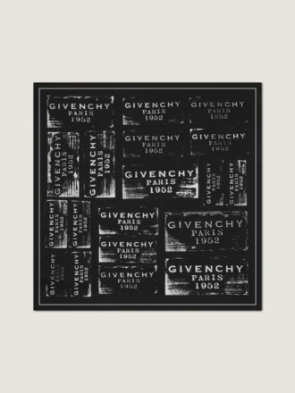 Chal de seda con estampado Givenchy