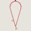 Collar Lucky Charms de seda y metal Collar Lucky Charms de seda y metal