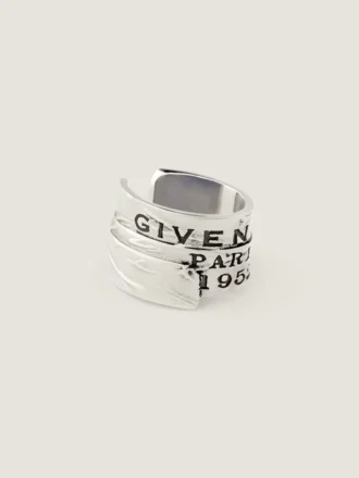 Earcuff Tape de Givenchy en metal y esmalte