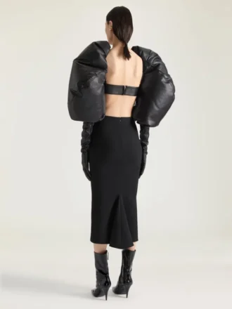 Falda midi con detalle «kickback» en lana