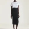 Falda midi con vuelo en crepé cady Falda midi con vuelo en crepé cady