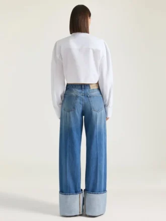 Jeans azul medio con vuelta