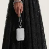 Micro bolso de mano de noche en piel metalizada con cadena