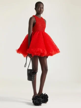 Mini vestido babydoll con volantes de nylon