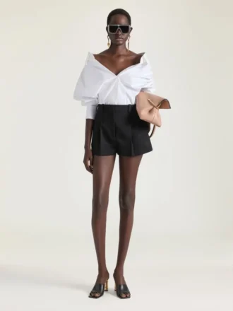 Pantalones cortos plisados de lana