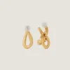 Pendientes asimétricos con eslabones de cadena en metal Pendientes asimétricos con eslabones de cadena en metal