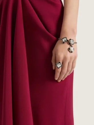 Anillo Deconstructed Crystals de metal y cristales