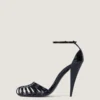 Sandalias de tacón con diseño de jaula en piel charol