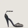 Sandalias de tacón con diseño de jaula en piel con tachuelas