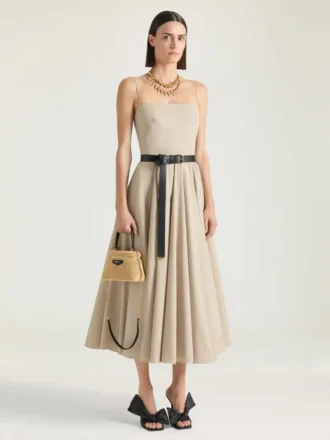 Vestido largo con corte asimétrico en popelín