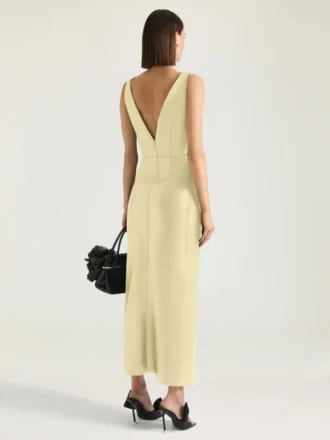 Vestido largo envolvente de cuero